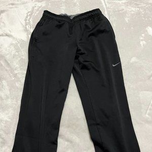 Nike Therma-Fit Sweatpants